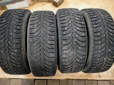Лот: 25799942. Фото: 1. Зимняя резина Bridgestone 225... Шины