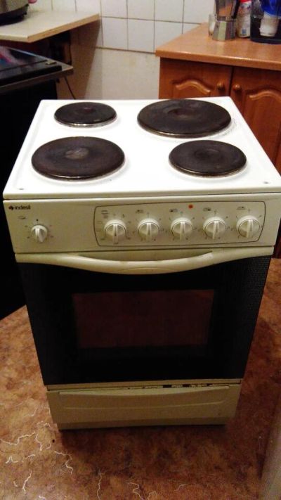 Лот: 7282844. Фото: 1. Плита indesit. Плиты, духовые шкафы, варочные поверхности