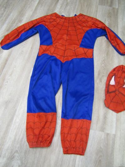Лот: 16759741. Фото: 1. новогодний костюм человек паук. Детские карнавальные, праздничные костюмы