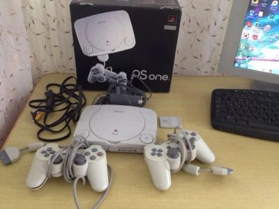 Лот: 5589150. Фото: 1. Sony PlayStation One / Sony PlayStation... Игровые приставки, консоли