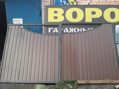 Лот: 7860376. Фото: 1. ворота распашные во двор. Ворота, заборы, шлагбаумы