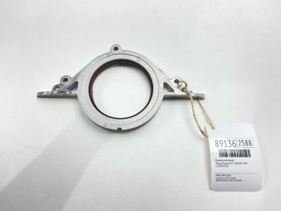 Лот: 23279798. Фото: 1. Крышка коленвала Nissan Elgrand... Двигатель и элементы двигателя