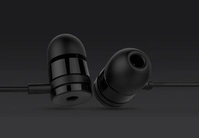 Лот: 4908537. Фото: 1. Xiaomi Piston пластиковые. Чёрные... Красноярск