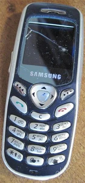 Лот: 1896428. Фото: 1. Samsung C200 побитый. Кнопочные мобильные телефоны