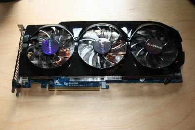 Лот: 7000820. Фото: 1. 3Gb Gigabyte HD 7970 OC rev2.1... Видеокарты