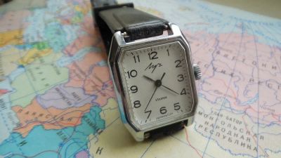 Лот: 8155305. Фото: 1. ЧАСЫ СССР луч 2209. Оригинальные наручные часы