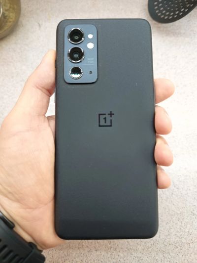 Лот: 21347755. Фото: 1. Телефон Oneplus 9RT. В идеальном... Смартфоны
