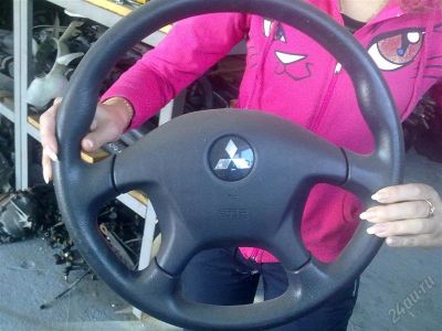 Лот: 2086288. Фото: 1. Руль Mitsubishi Airtrek cu2w-cu4w-cu5w. Салон