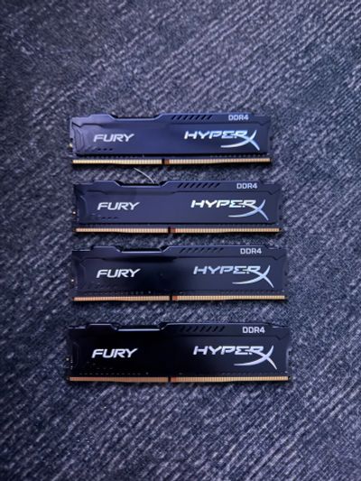 Лот: 25768058. Фото: 1. Оперативная Память dimm DDR4 Kingston. Оперативная память