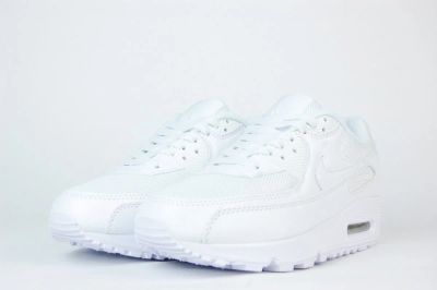 Лот: 16847658. Фото: 1. Кроссовки Nike Air Max 90 Triple... Кеды, кроссовки, слипоны