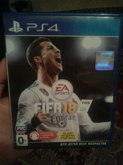 Лот: 10889125. Фото: 1. FIFA 18 (PS4) Продажа/Обмен. Игры для консолей