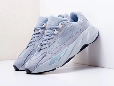 Лот: 15278888. Фото: 1. Adidas Yeezy Boost 700 v2 Артикул... Кеды, кроссовки, слипоны
