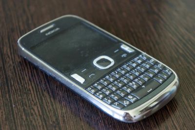 Лот: 9798313. Фото: 1. Nokia asha 302 qwerty. Смартфоны