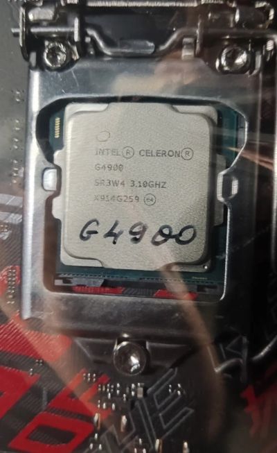 Лот: 19378045. Фото: 1. Процессор 1151v2 Intel Celeron... Процессоры