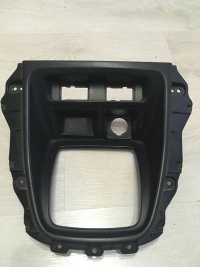 Лот: 14473488. Фото: 1. Рамка АКПП Lexus RX 300(harrier... Салон