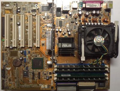 Лот: 5381596. Фото: 1. Motherboard / ASUS / P4P800 SE... Материнские платы