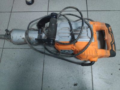 Лот: 24868091. Фото: 1. Отбойный молоток Вихрь ом-1750Э. Электроинструмент