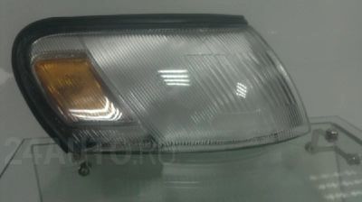 Лот: 8476628. Фото: 1. Габарит правый Toyota Corolla... Оптика и освещение