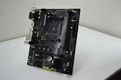Лот: 17678860. Фото: 1. Материнская плата gigabyte ga-a320m-s2h... Материнские платы
