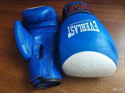 Лот: 13697719. Фото: 1. боксерские перчатки Everlast. Перчатки