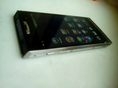 Лот: 11315011. Фото: 1. Телефон Dodgee T3(4G LTE)Монстр... Кнопочные мобильные телефоны