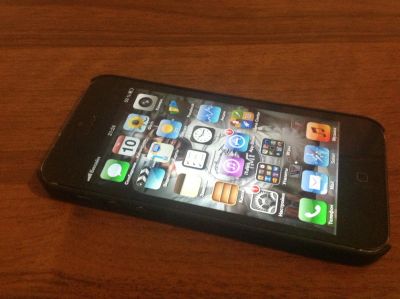 Лот: 3959537. Фото: 1. iphone 5 16gb black, IOS 6!. Смартфоны