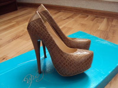 Лот: 7633821. Фото: 1. Туфли 35 р. Туфли