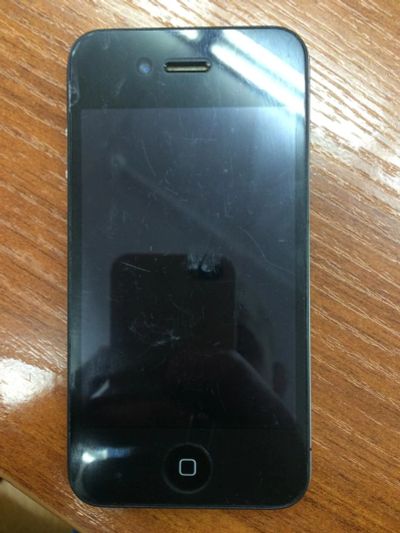 Лот: 6509142. Фото: 1. iPhone 4 8gb. Смартфоны