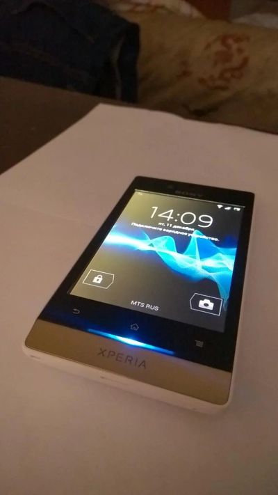 Лот: 6601839. Фото: 1. Sony Xperia Miro. Смартфоны