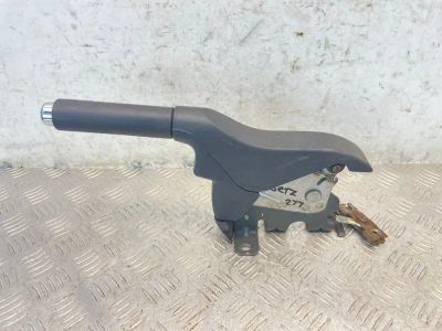 Лот: 25601068. Фото: 1. ручка ручника Hyundai Getz. Кузов