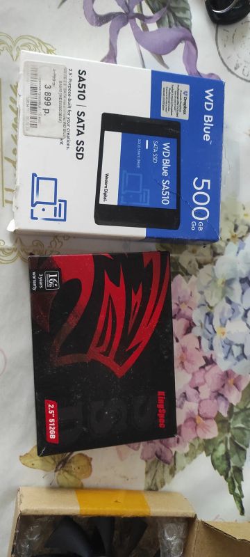 Лот: 23565696. Фото: 1. Два жёстких диска ssd. Жёсткие диски (HDD)