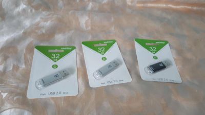 Лот: 9103261. Фото: 1. USB флешка новая 32GB. USB-флеш карты