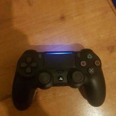 Лот: 17531661. Фото: 1. Геймпад джойстик ps4. Аксессуары для игровых приставок, консолей, геймпады