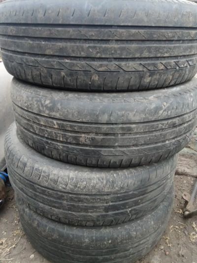 Лот: 15348562. Фото: 1. Bridgestone 195/65R15. Шины