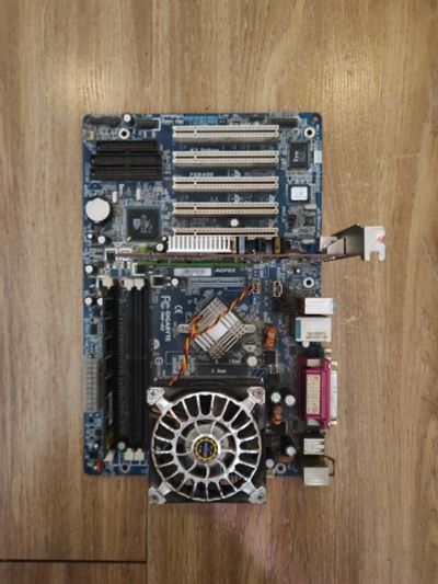 Лот: 25106749. Фото: 1. Материнская плата Gigabyte 7NF-RZ. Материнские платы