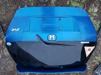 Лот: 16664359. Фото: 1. Крышка багажника Honda Fit Gd1-3. Кузов