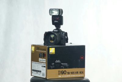 Лот: 3270327. Фото: 1. Nikon D90(в отличном состоянии... Цифровые зеркальные