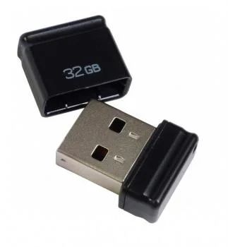 Лот: 7597617. Фото: 1. Флеш-накопитель USB2.0 32Gb QUMO... USB-флеш карты