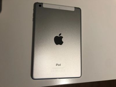 Лот: 16290830. Фото: 1. Планшет Apple iPad mini 3 (Wi-Fi... Планшеты