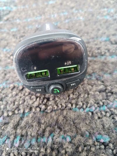Лот: 17943851. Фото: 1. FM-передатчик Bluetooth floveme. FM-модуляторы, трансмиттеры