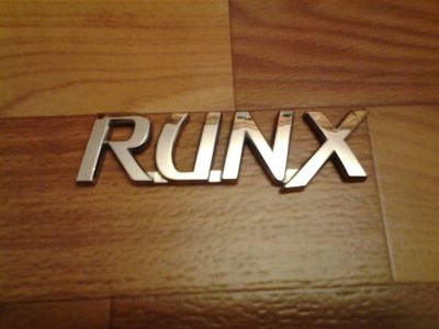 Лот: 10573399. Фото: 1. Эмблема Багажника Toyota. RUNX... Кузов