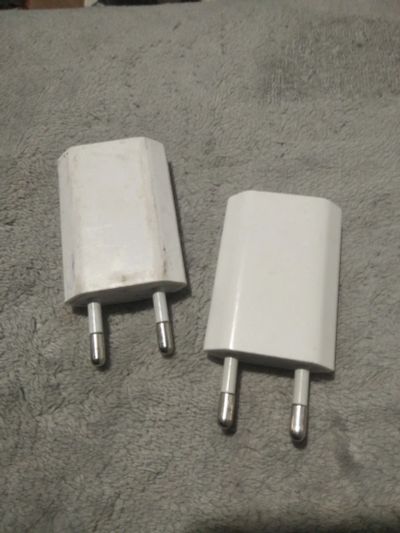 Лот: 25789133. Фото: 1. Зарядное Apple оригинал. Зарядные устройства, блоки питания, адаптеры сетевые для смартфонов