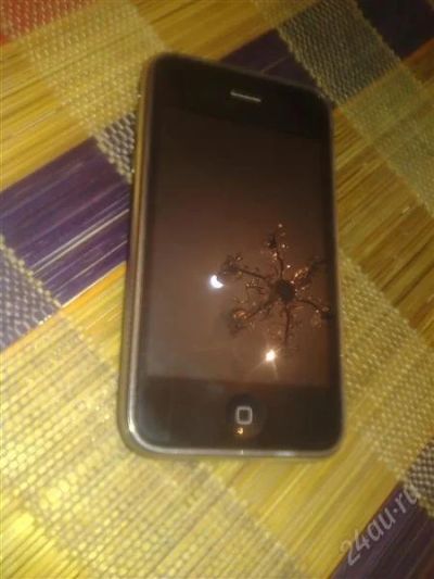 Лот: 1449869. Фото: 1. iphone 3gs 8gb black Оригинал... Кнопочные мобильные телефоны