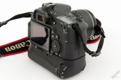 Лот: 5951888. Фото: 1. Комплект: Фотоаппарат Сanon 60D... Цифровые зеркальные