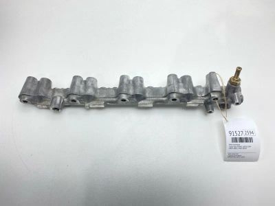 Лот: 23541286. Фото: 1. Рейка топливная Toyota Voxy 2002... Топливная система
