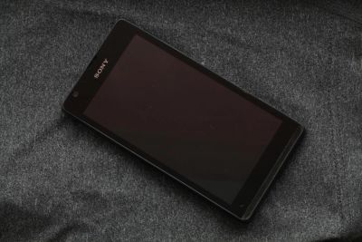 Лот: 8951833. Фото: 1. Sony Xperia SP + Philips Headphones. Смартфоны