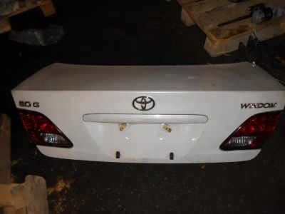 Лот: 20895927. Фото: 1. Крышка багажника Toyota Windom... Кузов