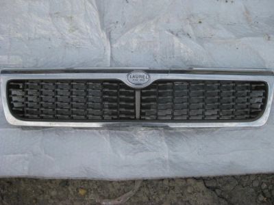 Лот: 9161923. Фото: 1. Решетка радиатора Nissan Laurel... Кузов