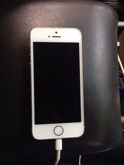Лот: 4298518. Фото: 1. iPhone 5s. Смартфоны