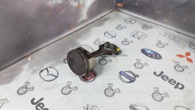 Лот: 23589413. Фото: 1. Шатун Mercedes-Benz CL500 M113E50... Двигатель и элементы двигателя